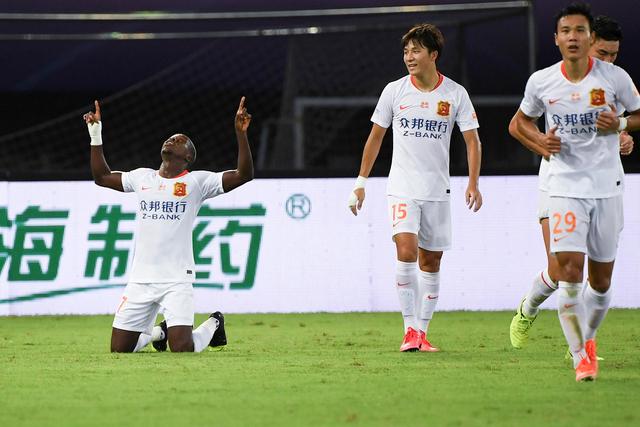 贝林厄姆连续5轮西甲破门 比肩本泽马C罗